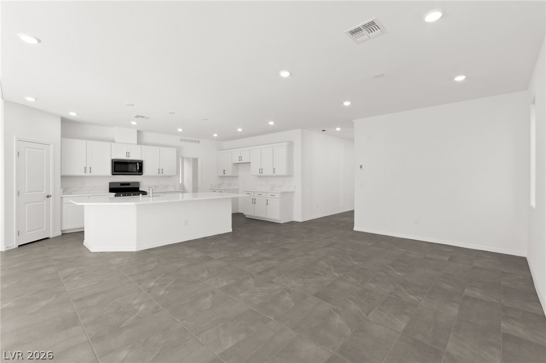 7443 Legacy Point Street