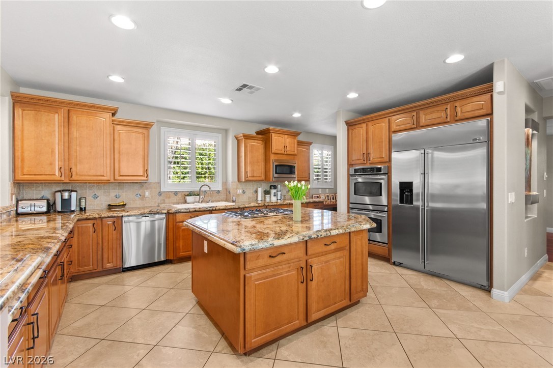 11558 Trevi Fountain Avenue