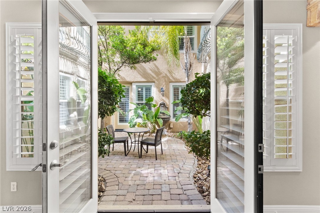 11558 Trevi Fountain Avenue