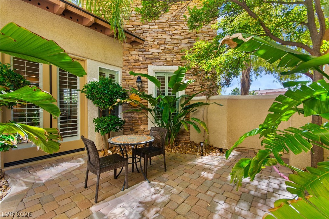 11558 Trevi Fountain Avenue