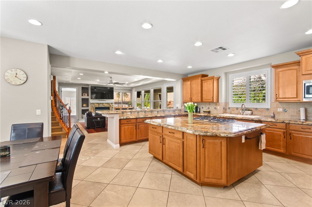 11558 Trevi Fountain Avenue