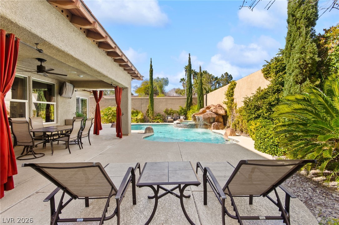 11558 Trevi Fountain Avenue