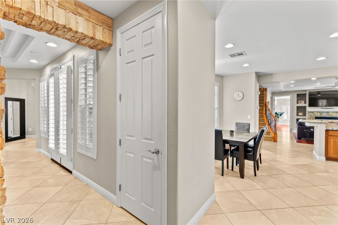 11558 Trevi Fountain Avenue