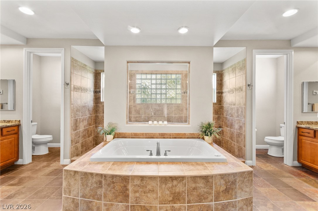 11558 Trevi Fountain Avenue