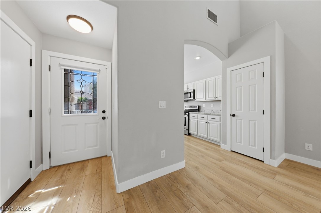 5020 Upper Falls Court