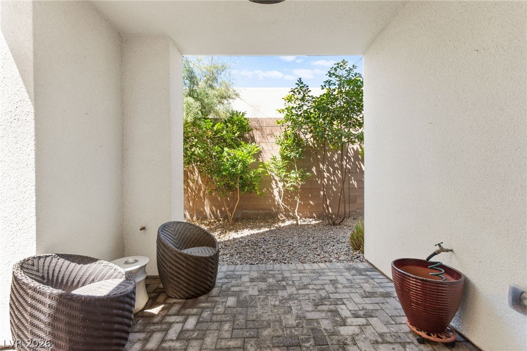 2860 Blue Key Court 2