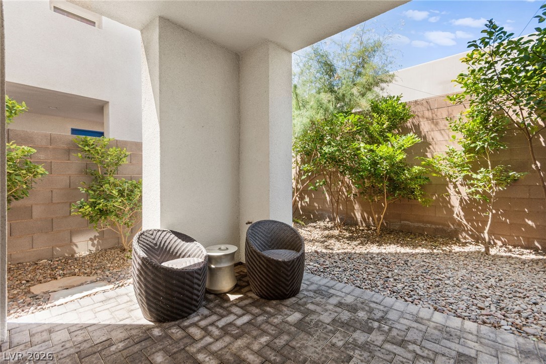 2860 Blue Key Court 2