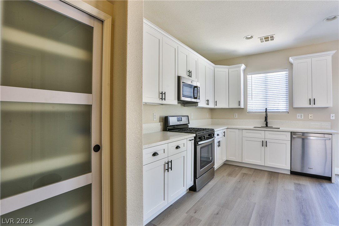 5221 Mountain Garland Lane