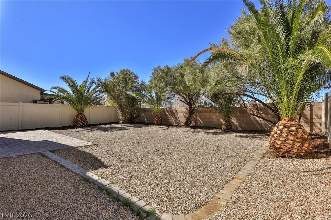 5221 Mountain Garland Lane