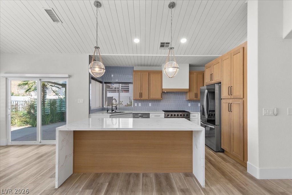 8120 Pacific Cove Drive