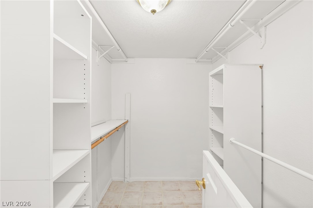 3941 Round Wood Street