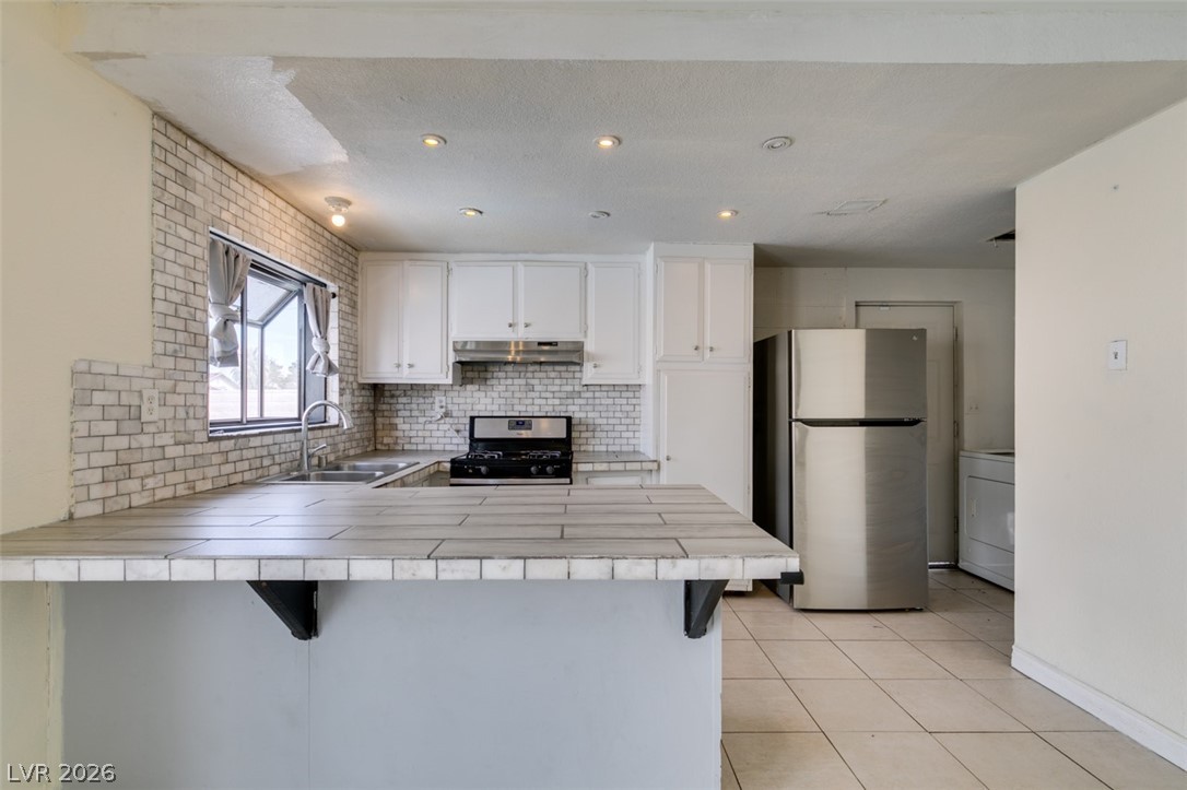 2986 Vegas Valley Drive