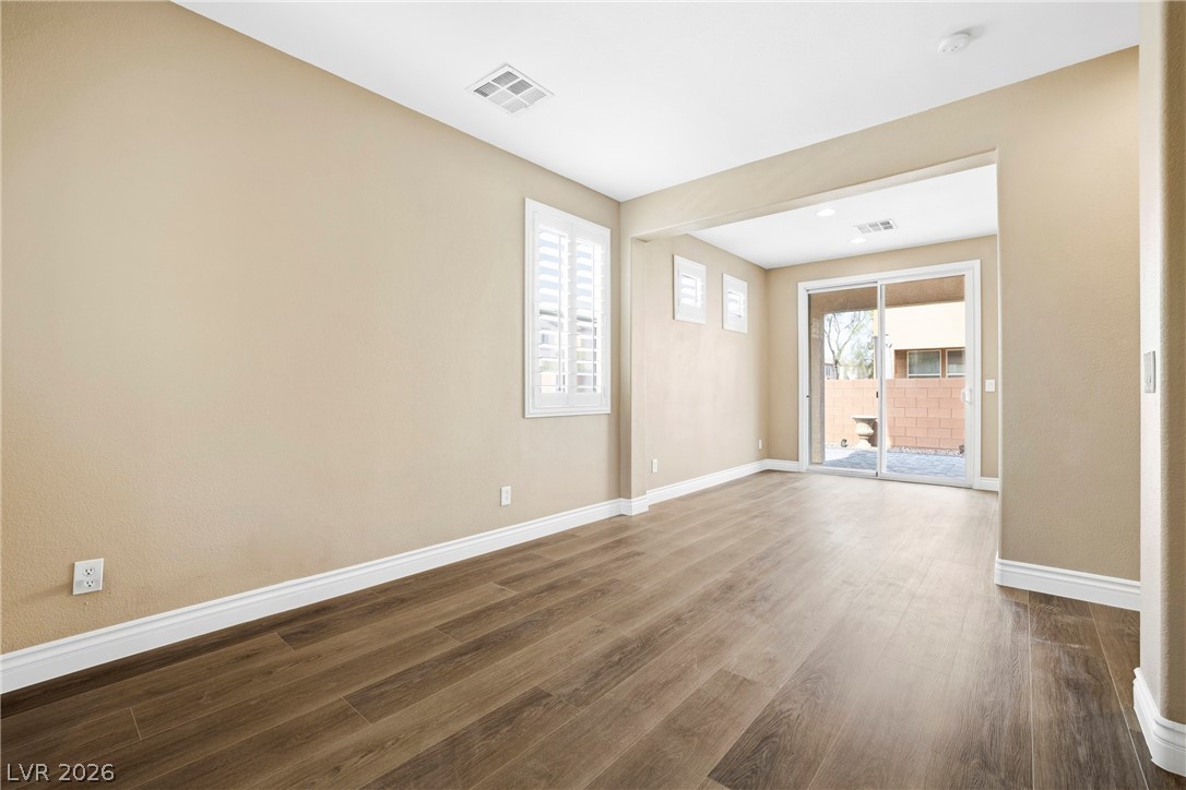 7616 Perla Del Mar Avenue