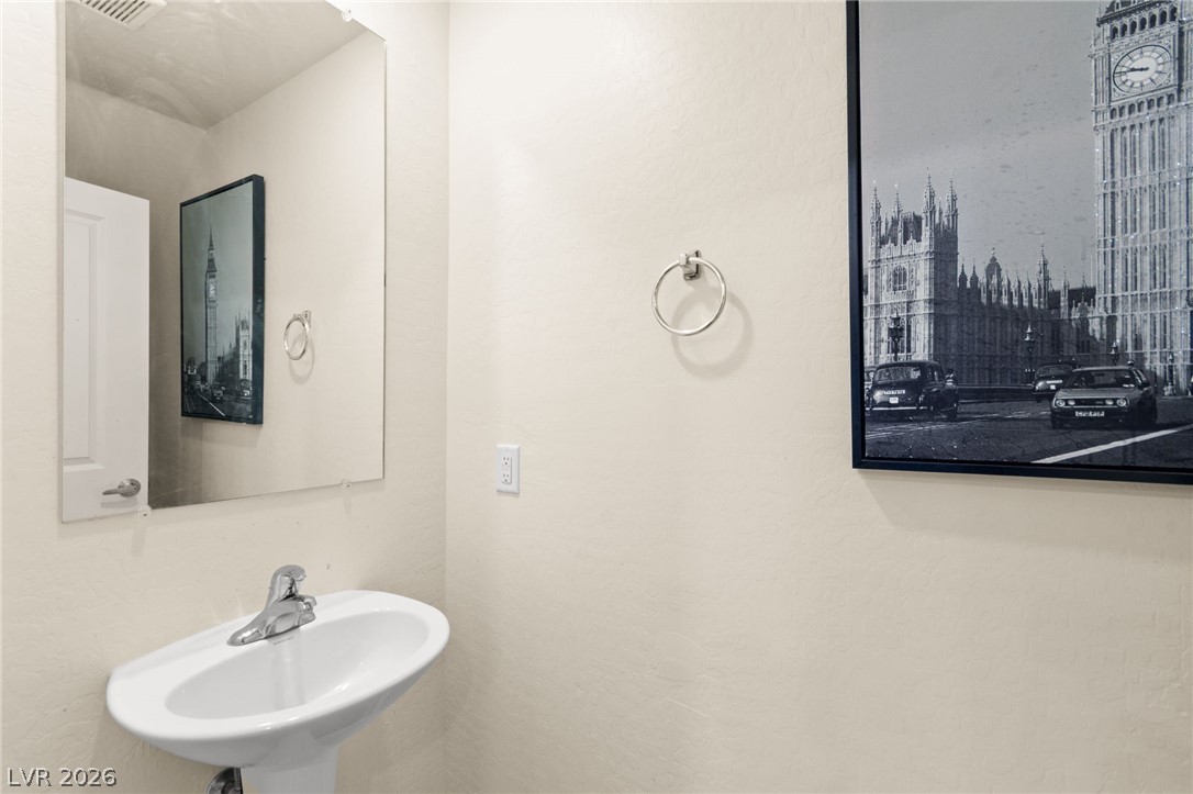 6256 Clackamas Court