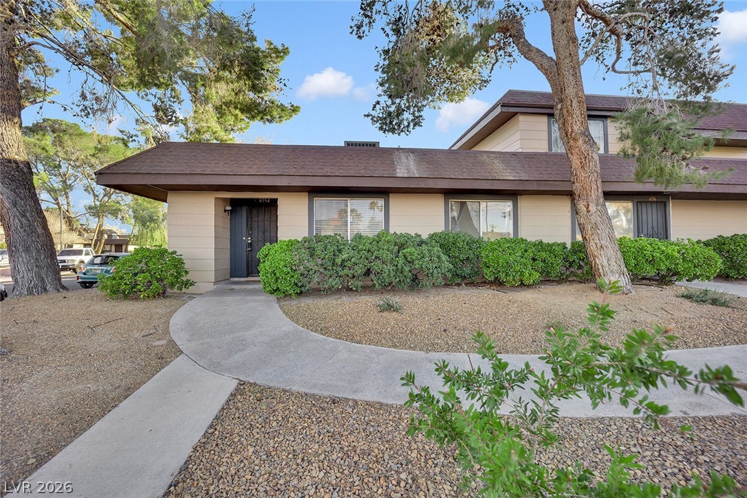 6154 Meadow Vista Lane