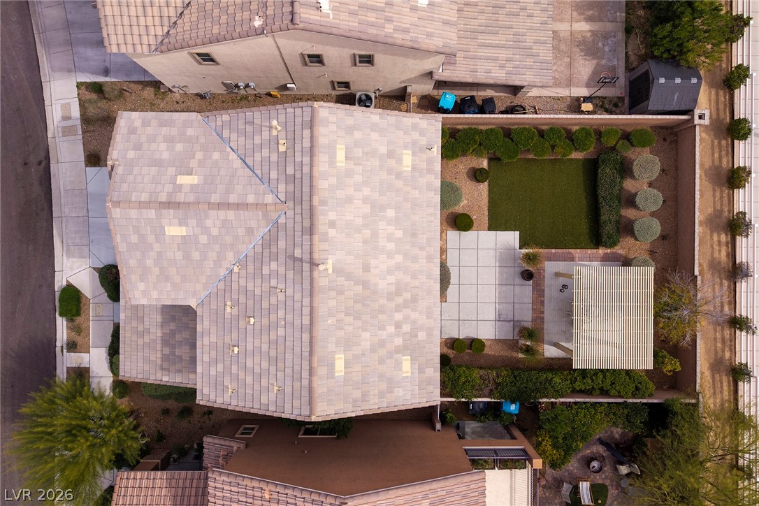 9309 Bright Blue Sky Avenue