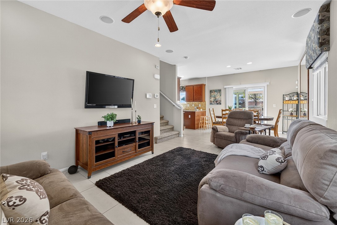 9309 Bright Blue Sky Avenue
