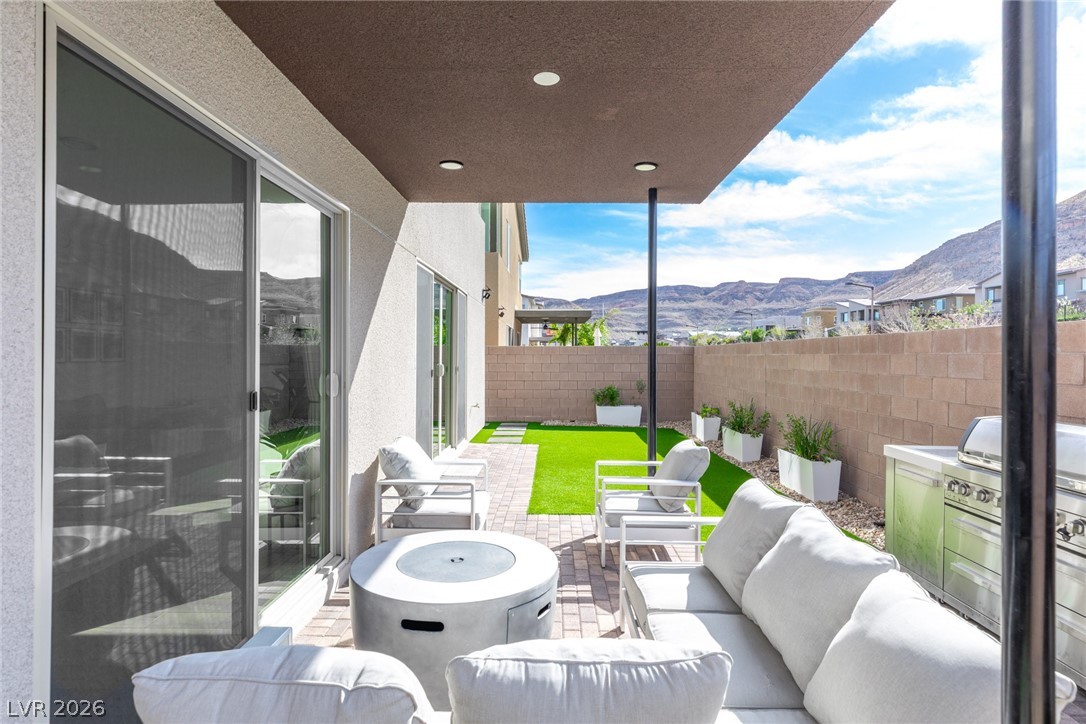 6381 Redstone Hills Drive