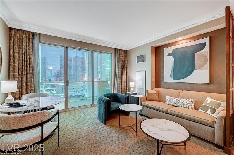 135 East Harmon Avenue 817