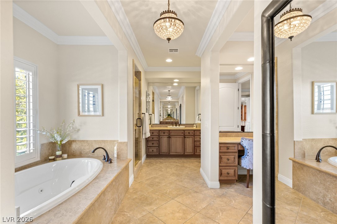 2233 Boutique Avenue