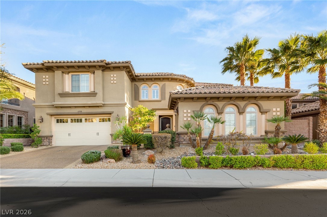 2233 Boutique Avenue