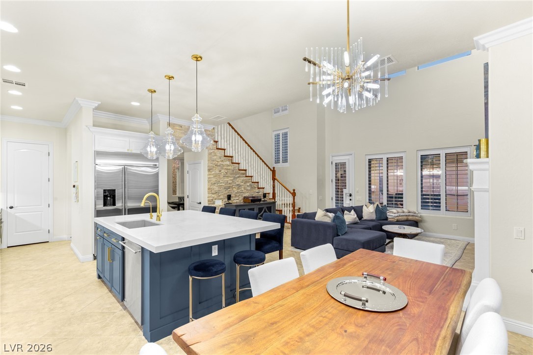 2233 Boutique Avenue