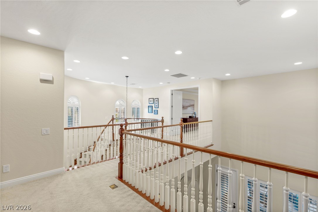 2233 Boutique Avenue