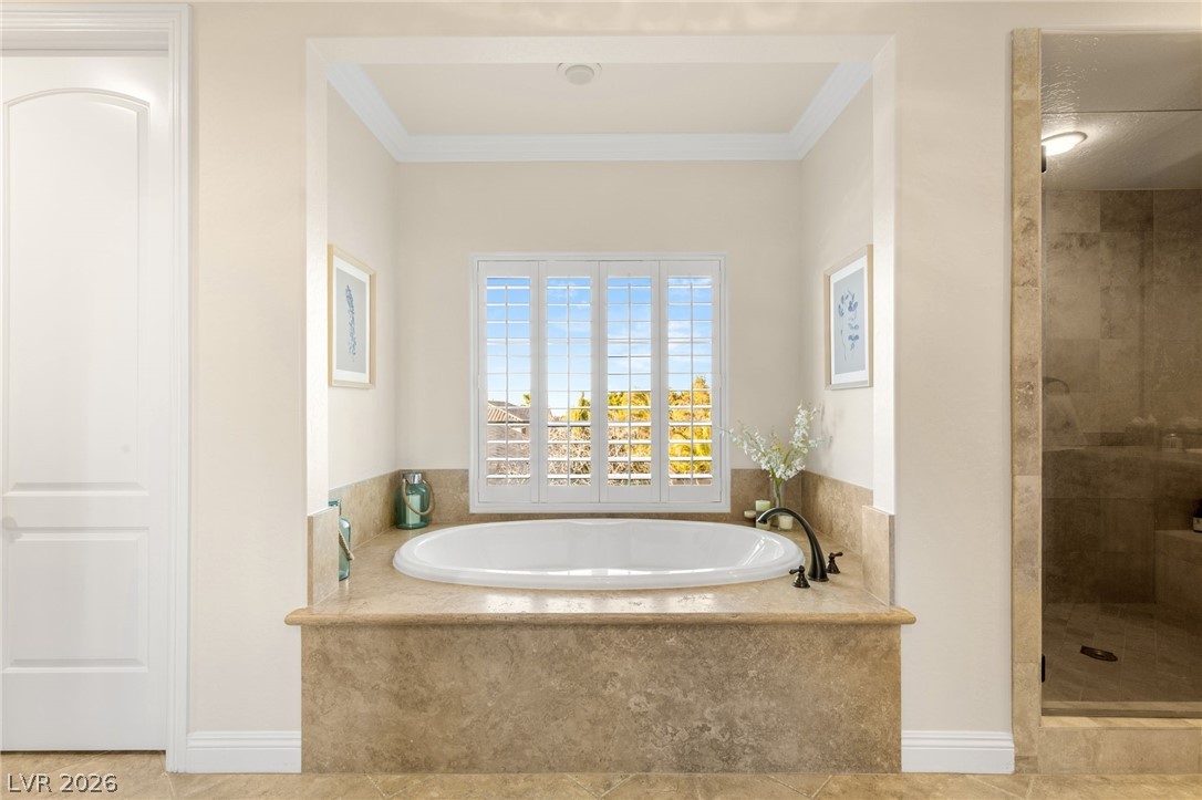 2233 Boutique Avenue