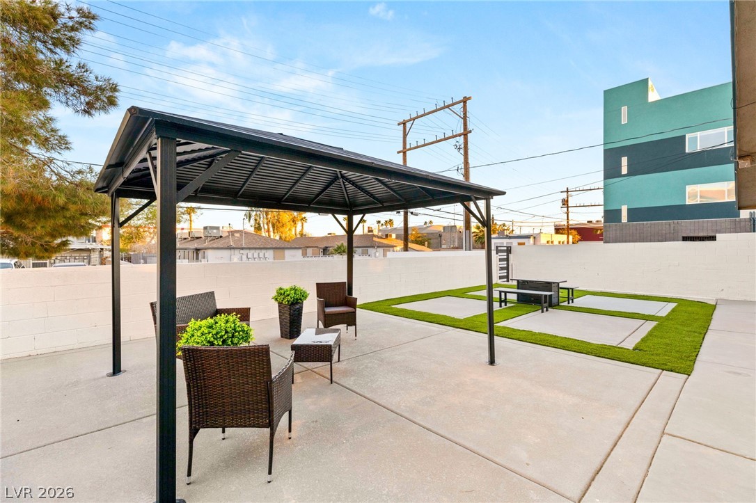 615 South 10th Street