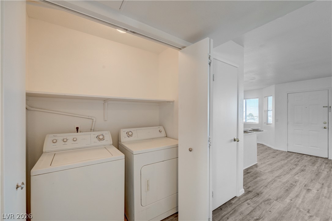 332 South Buffalo Drive 202