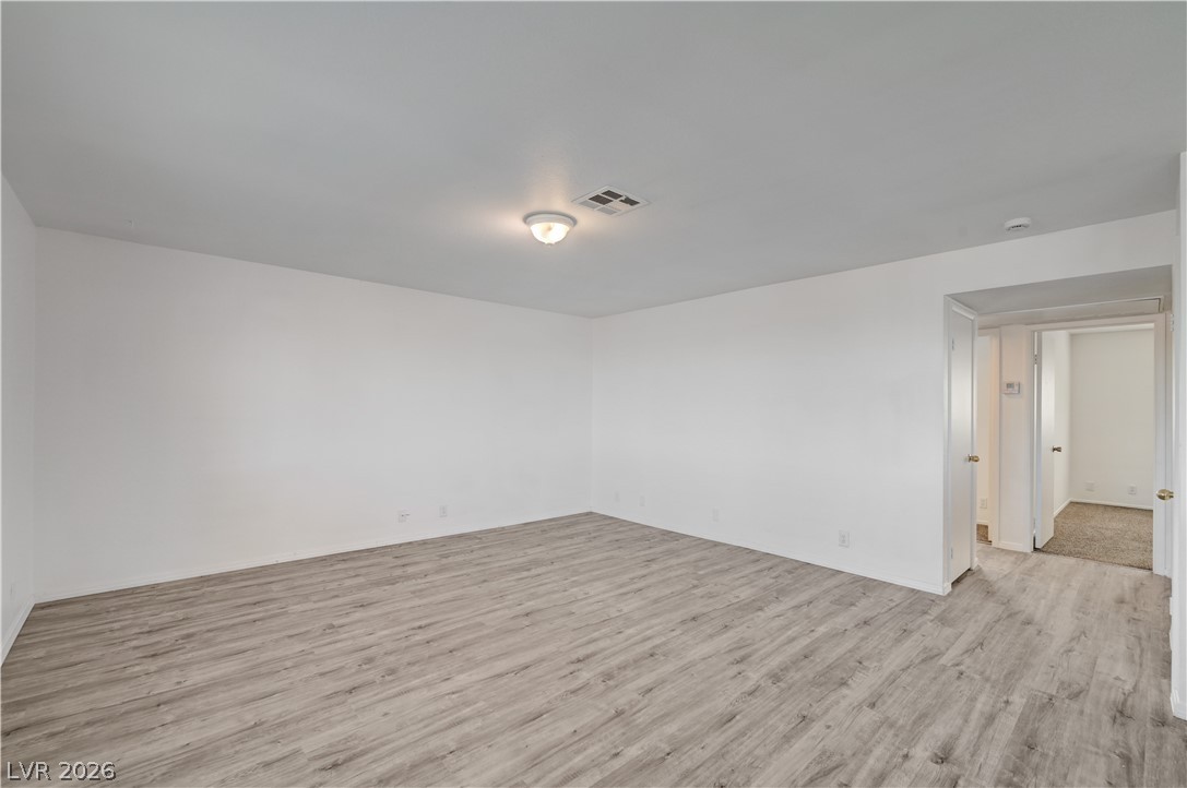 332 South Buffalo Drive 202