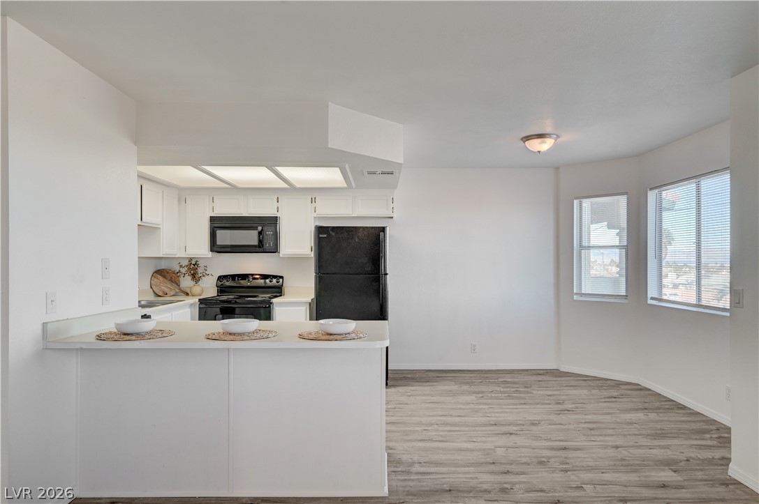 332 South Buffalo Drive 202