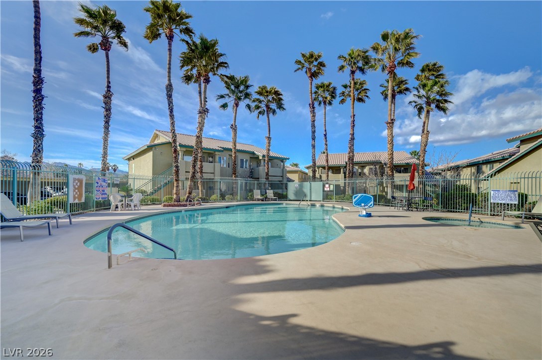 332 South Buffalo Drive 202