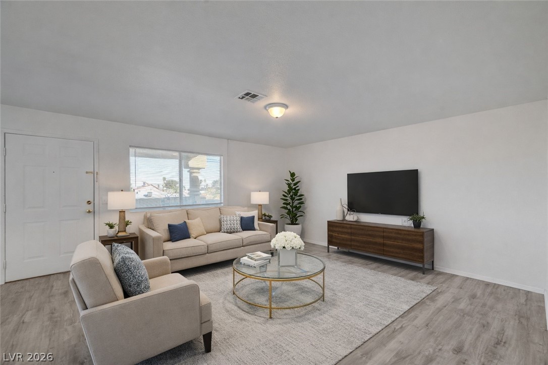 332 South Buffalo Drive 202