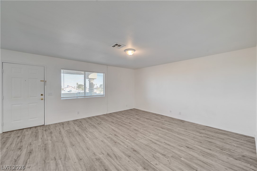 332 South Buffalo Drive 202