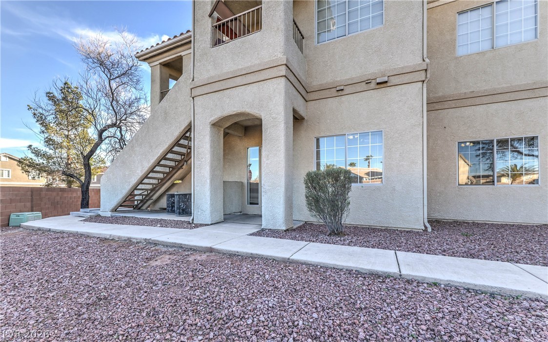 1881 West Alexander Road 1135