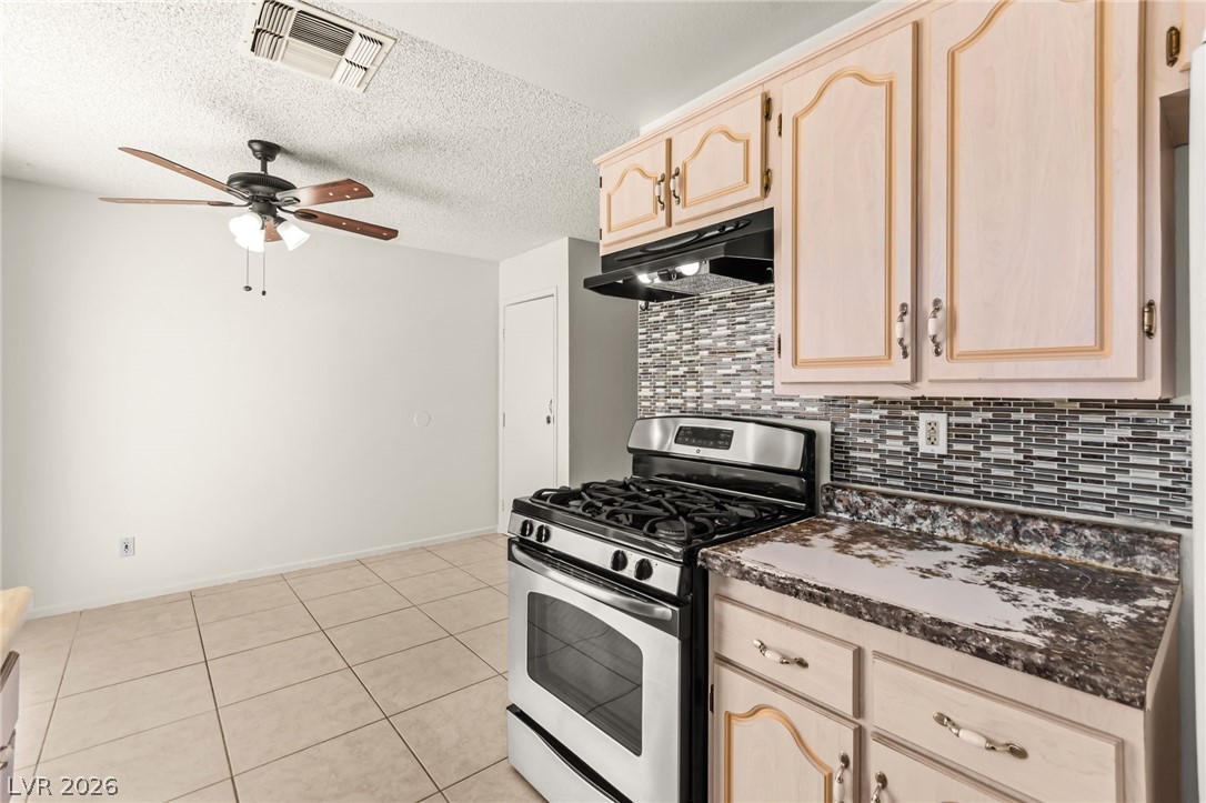 3686 Longfellow Street