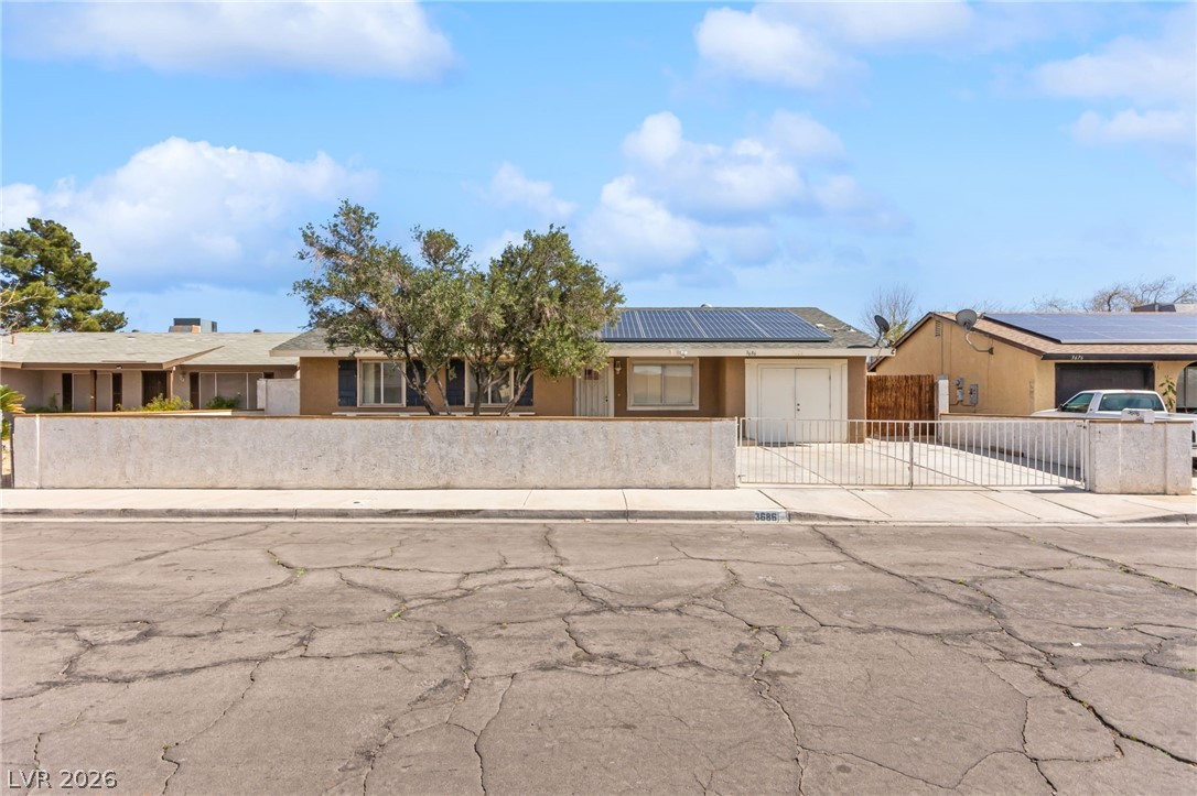 3686 Longfellow Street