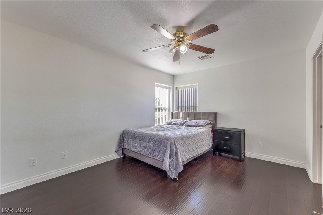 3301 Cheyenne Gardens Way