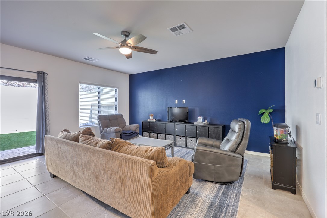 3816 Corellia Avenue