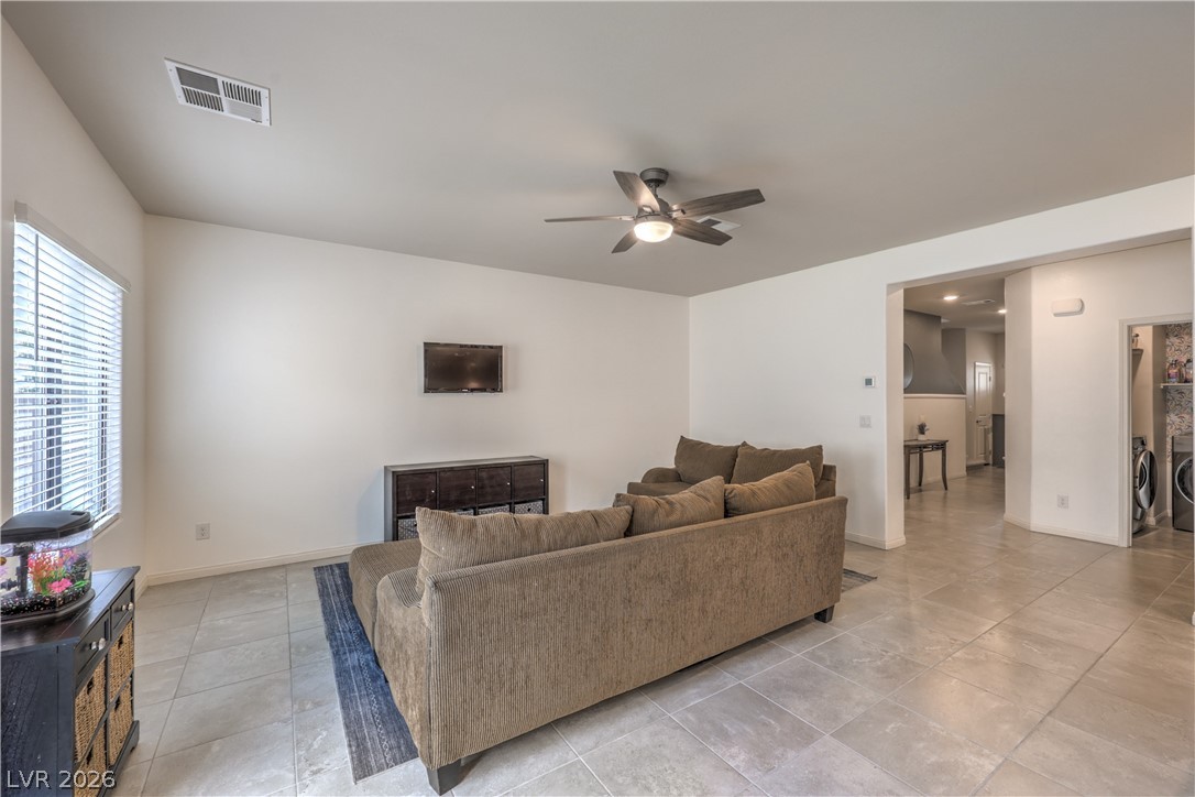 3816 Corellia Avenue