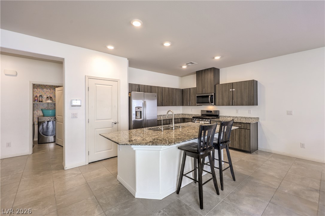 3816 Corellia Avenue