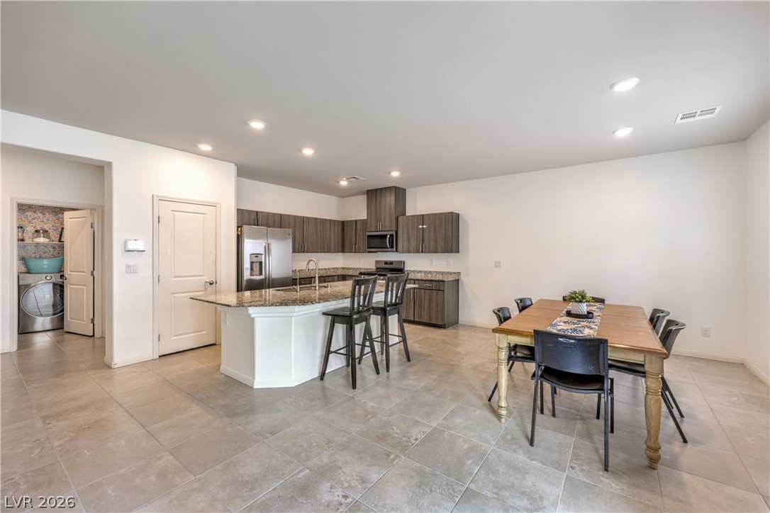 3816 Corellia Avenue