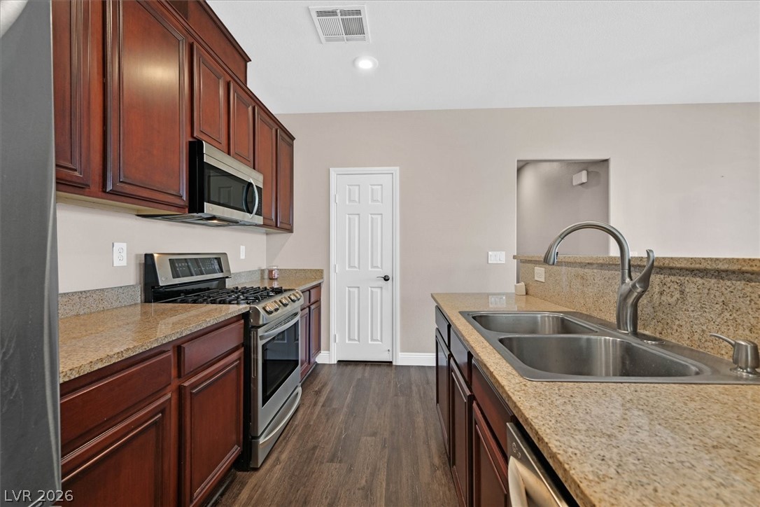 1318 Crystal Hill Lane 3