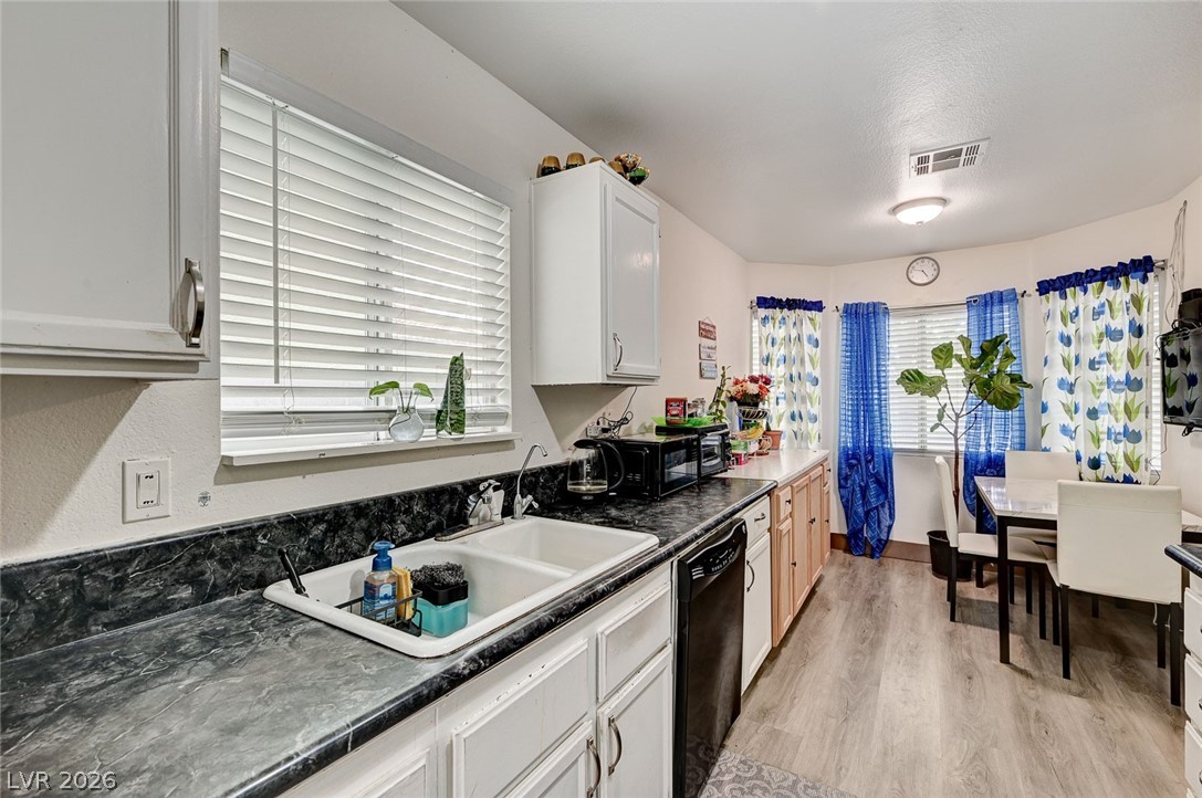 1508 Lilac Breeze Circle