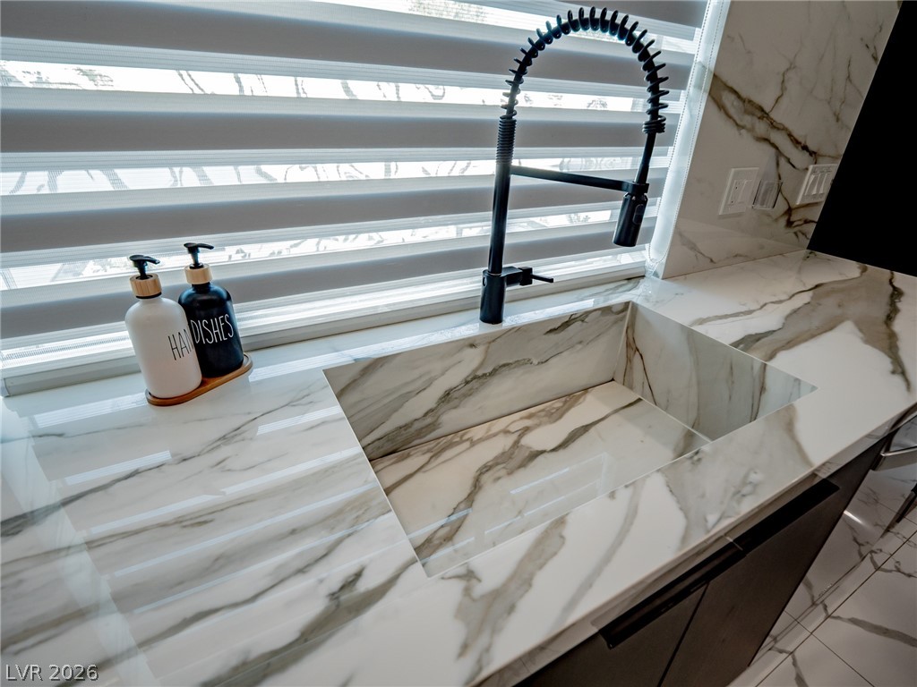 8485 Iron Heart Lane