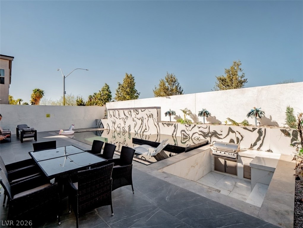 8485 Iron Heart Lane