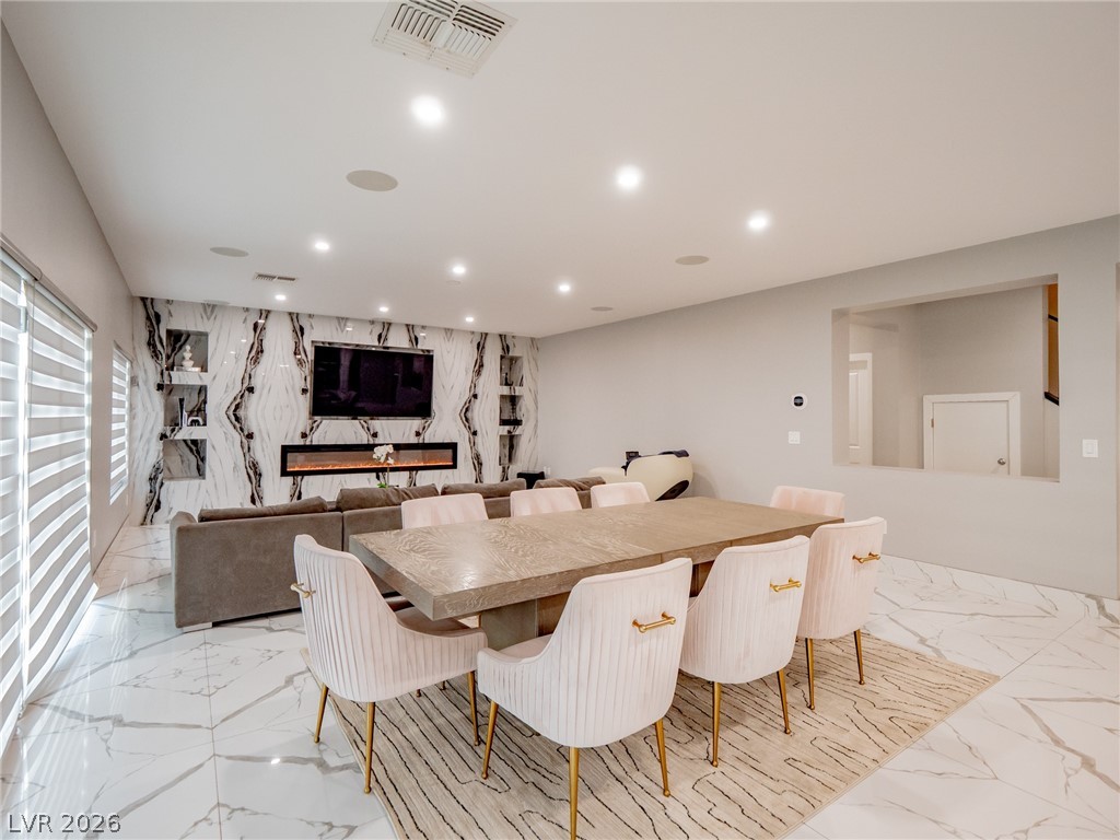 8485 Iron Heart Lane