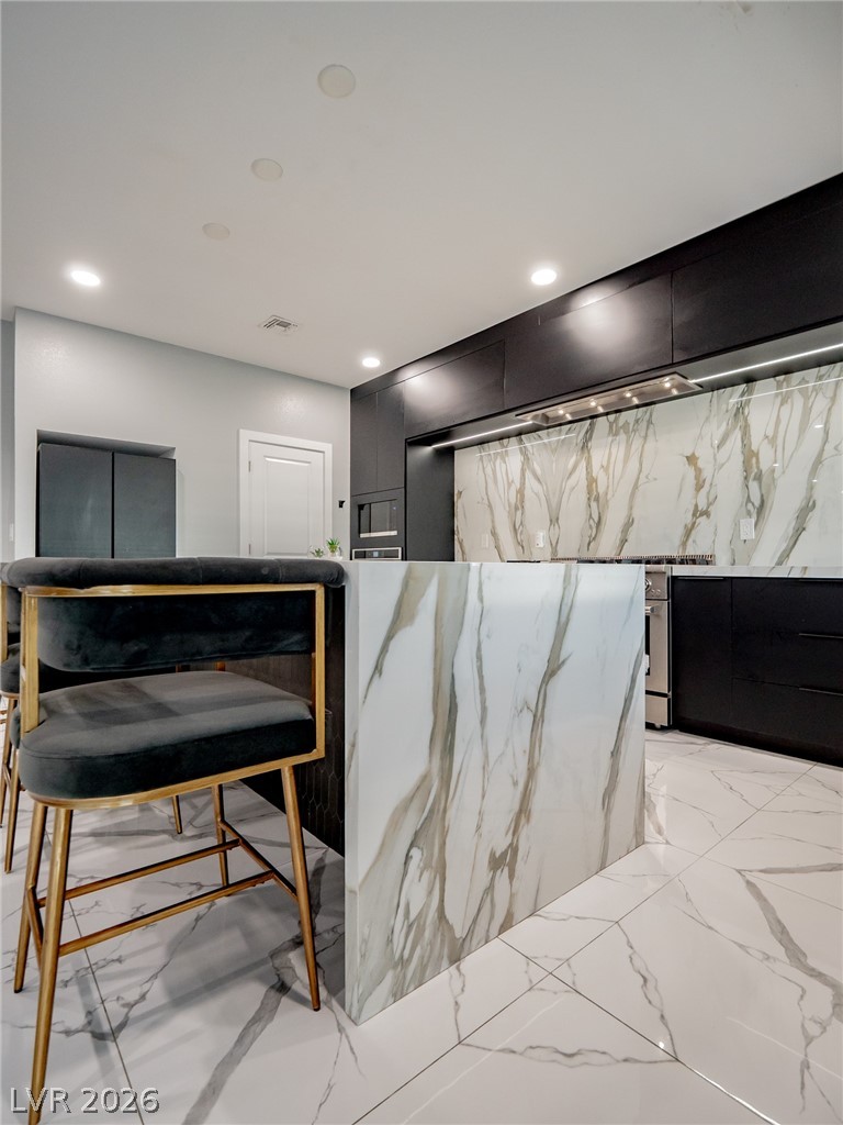 8485 Iron Heart Lane