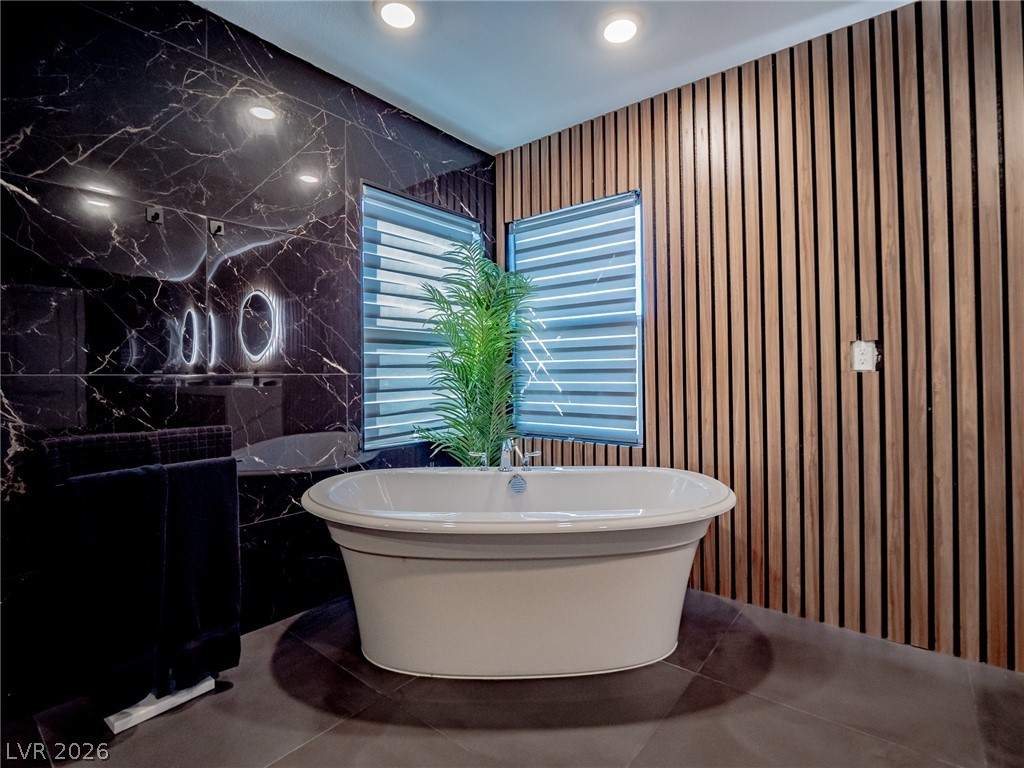 8485 Iron Heart Lane